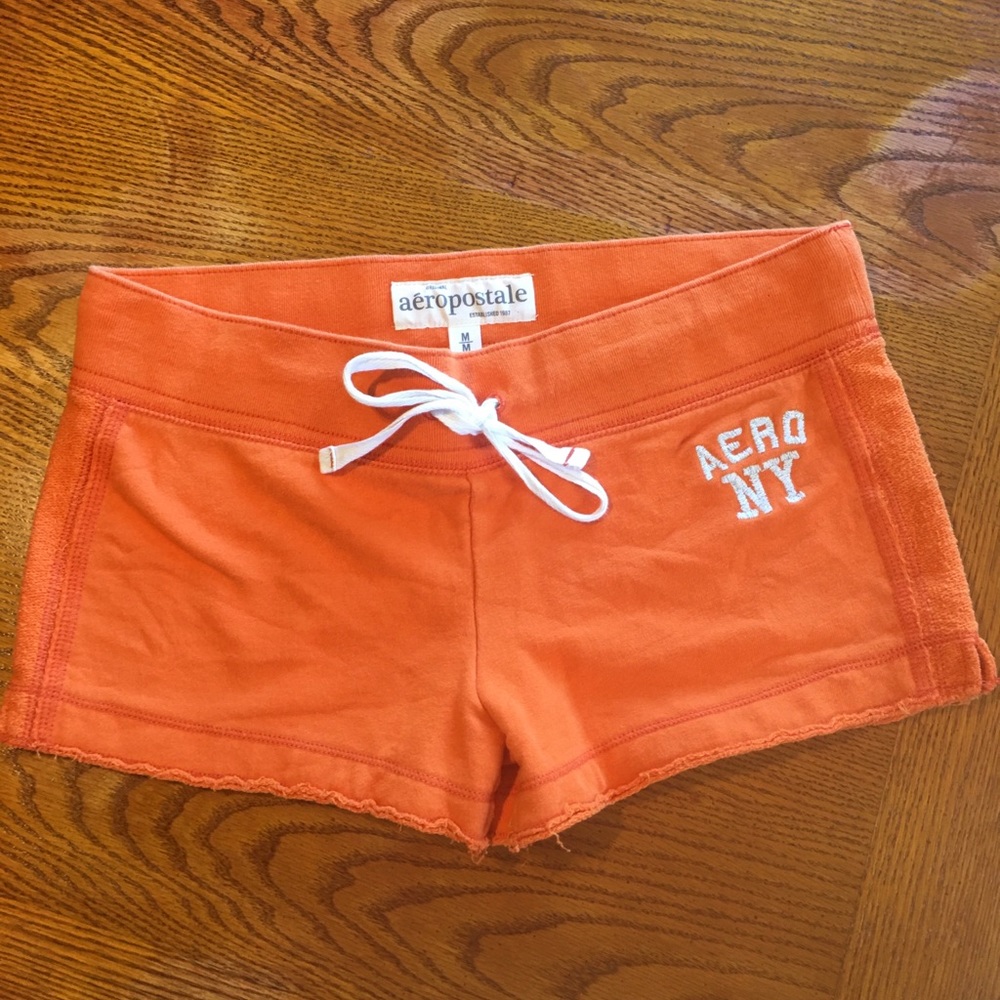 Aeropostale Shorts (Medium)